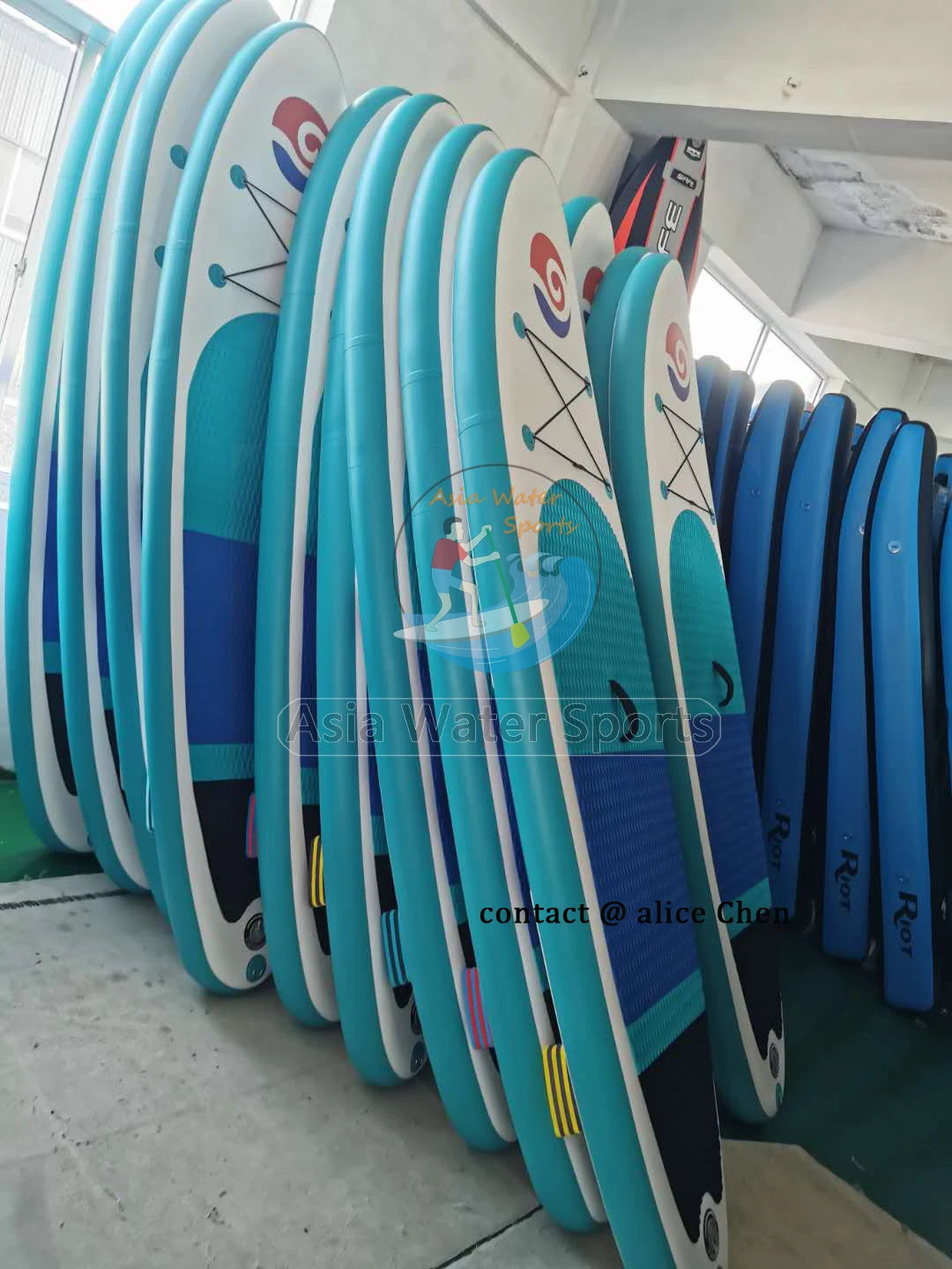 Giant Paddle Boards Inflatable surf boards standup