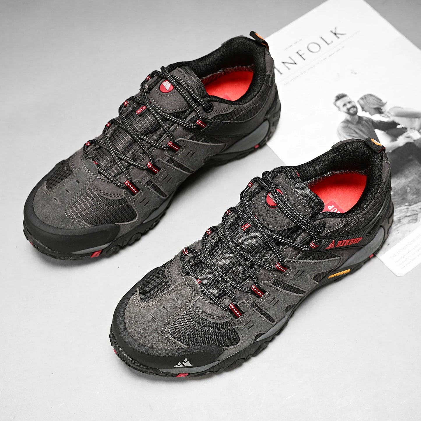 Men's mountain shoes