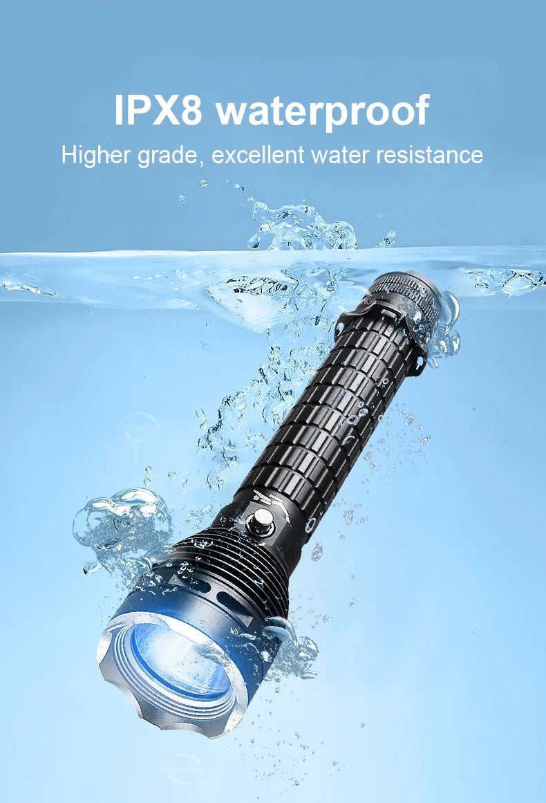 XHP160 Diving Flashlight