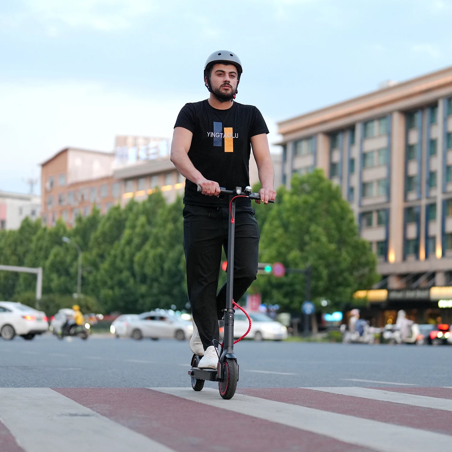 HEZZO 36v 350W 10.4Ah 15.6MPH Electric Scooter